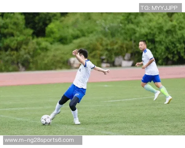 即时足球即时比分全解析让你第一时间掌握赛事动态与精彩瞬间