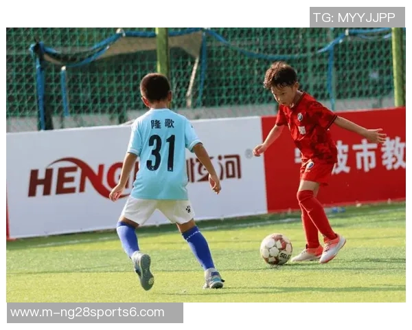 鲁能足球学校培养未来足球明星的梦想之路与成长故事